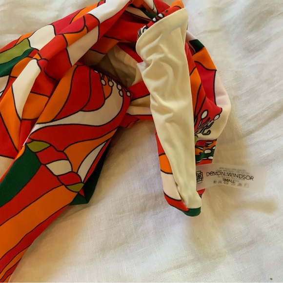 Devon Windsor Bikini Top - Picture 3 of 4